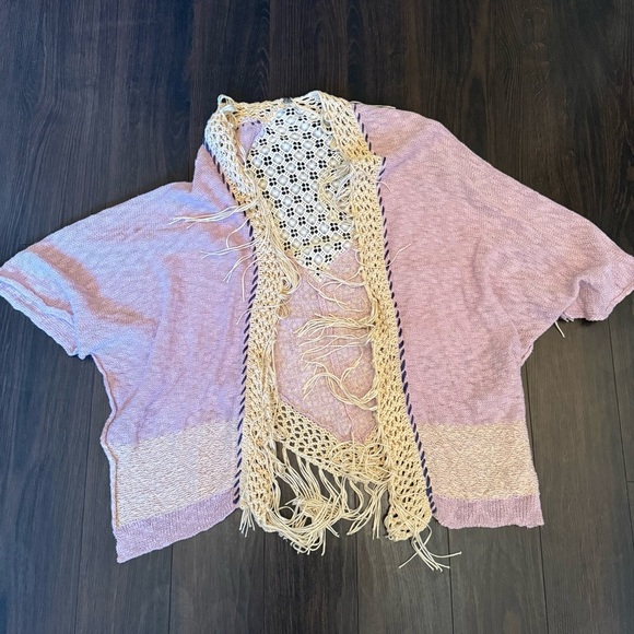 Light purple and cream colored boho sweater from Buckle - Picture 1 of 5